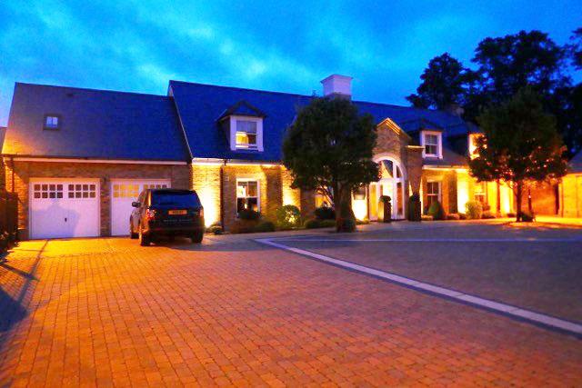 4 Bedrooms, House - Detached